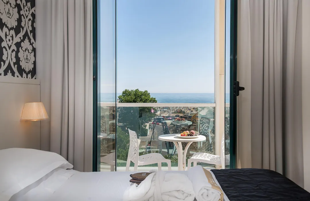 Hotel Villa Rosa Riviera-1